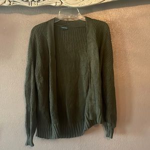 Brand new Wild fable small dark green sweater